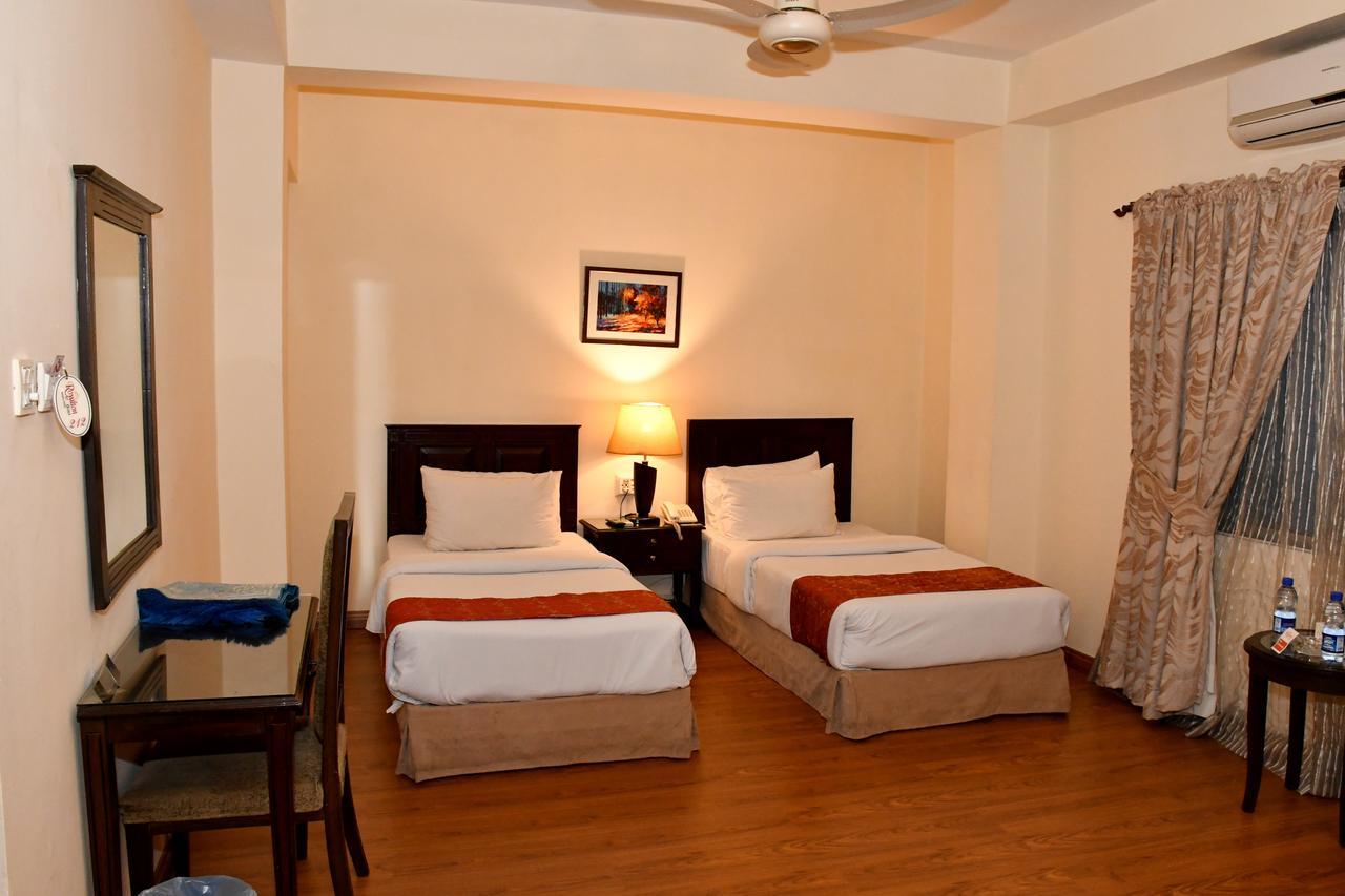 Royalton Hotel Rawalpindi Exterior photo