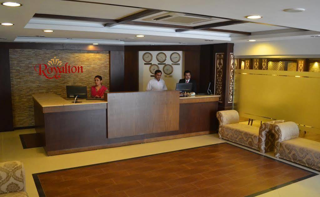 Royalton Hotel Rawalpindi Exterior photo